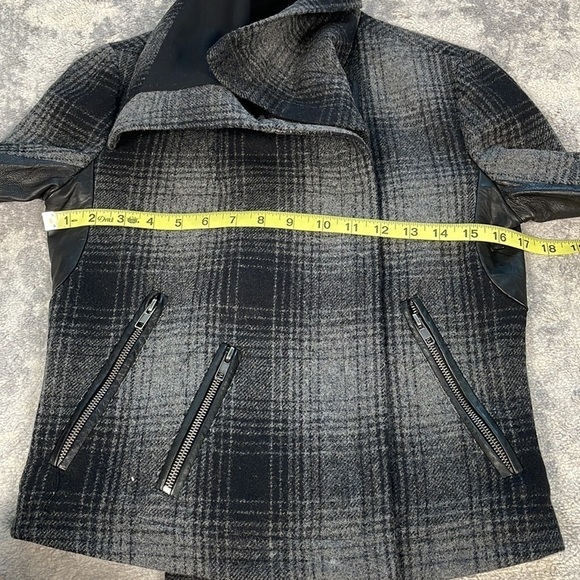 ALC Plaid Funnel Biker Moto Jacket Wool Black Gray Dark Academia Tartan Sz 2 - Picture 4 of 10